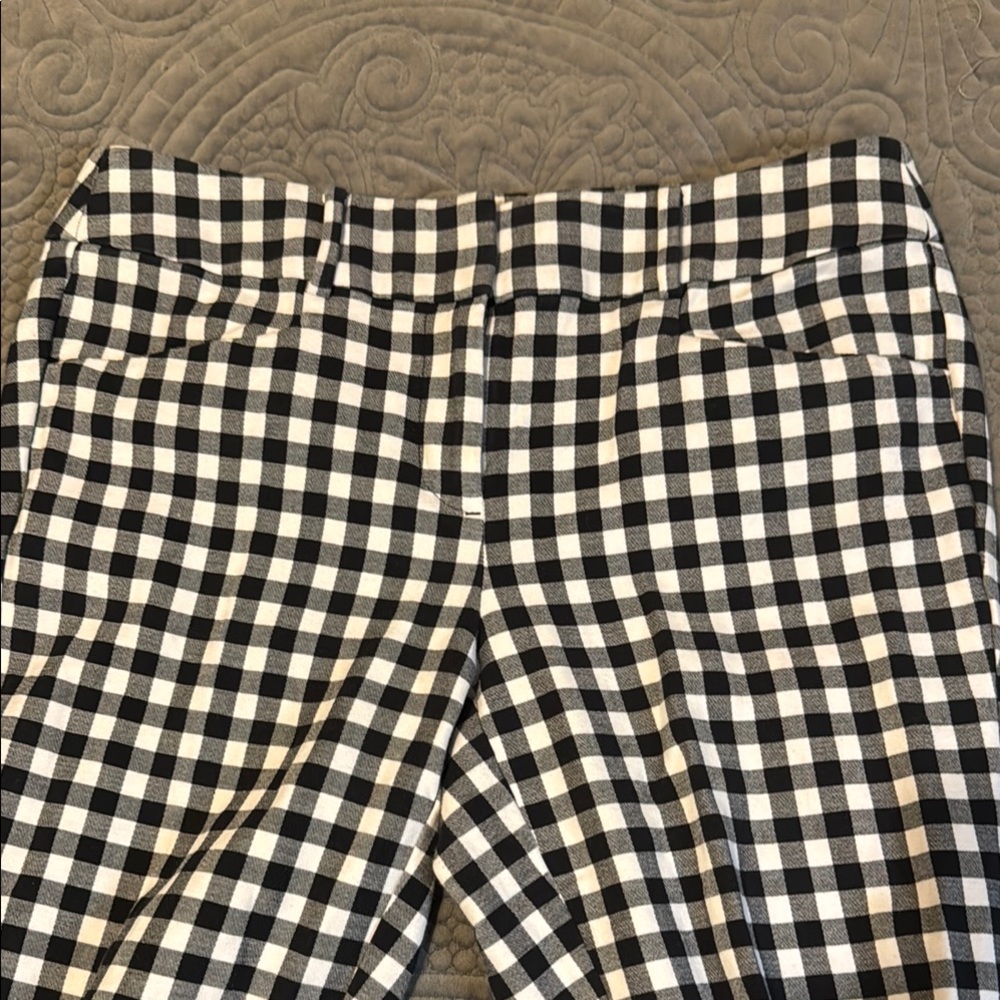 LOFT Black and White Checkered Pants - Picture 4 of 10